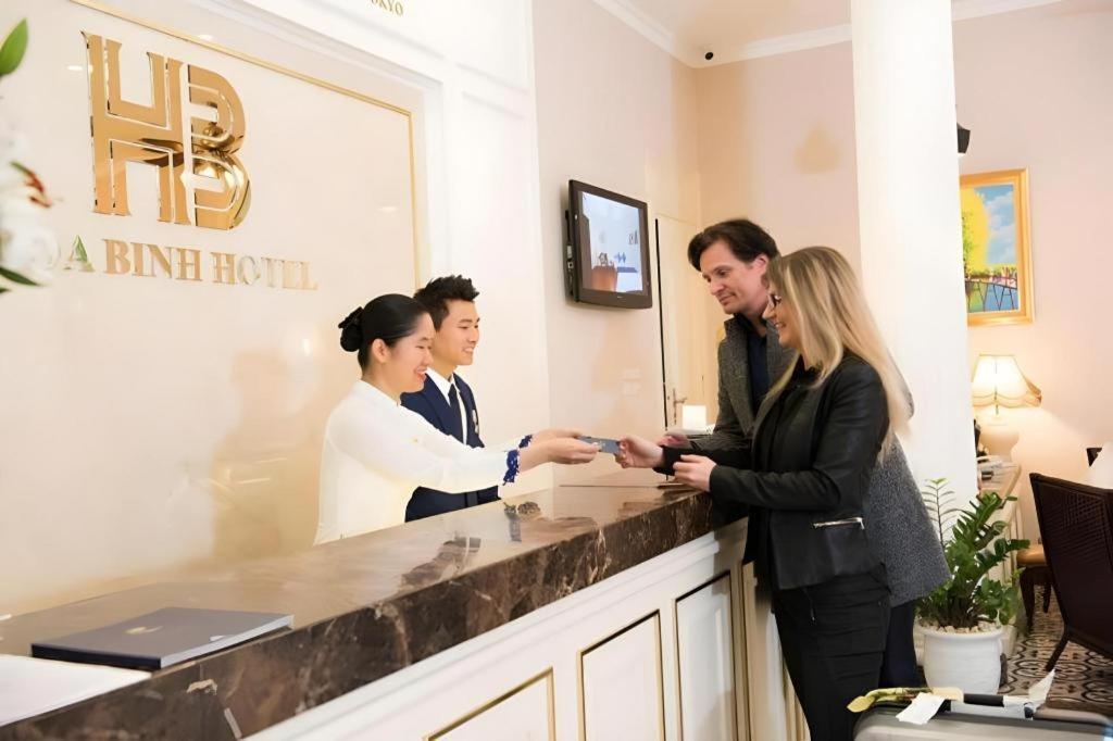Hoa Binh Hotel Hanoi Eksteriør bilde